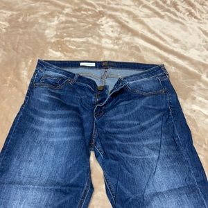 Kut from the Kloth slouchy boyfriend jean